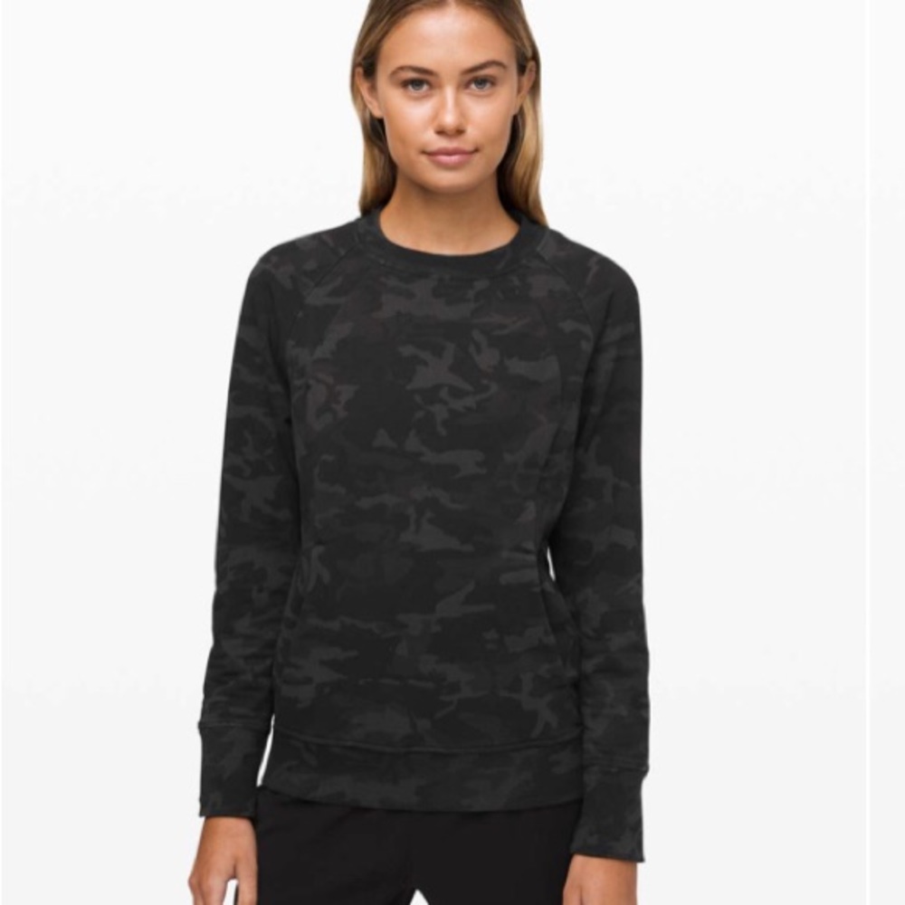 Lululemon scuba crew size 18 camo